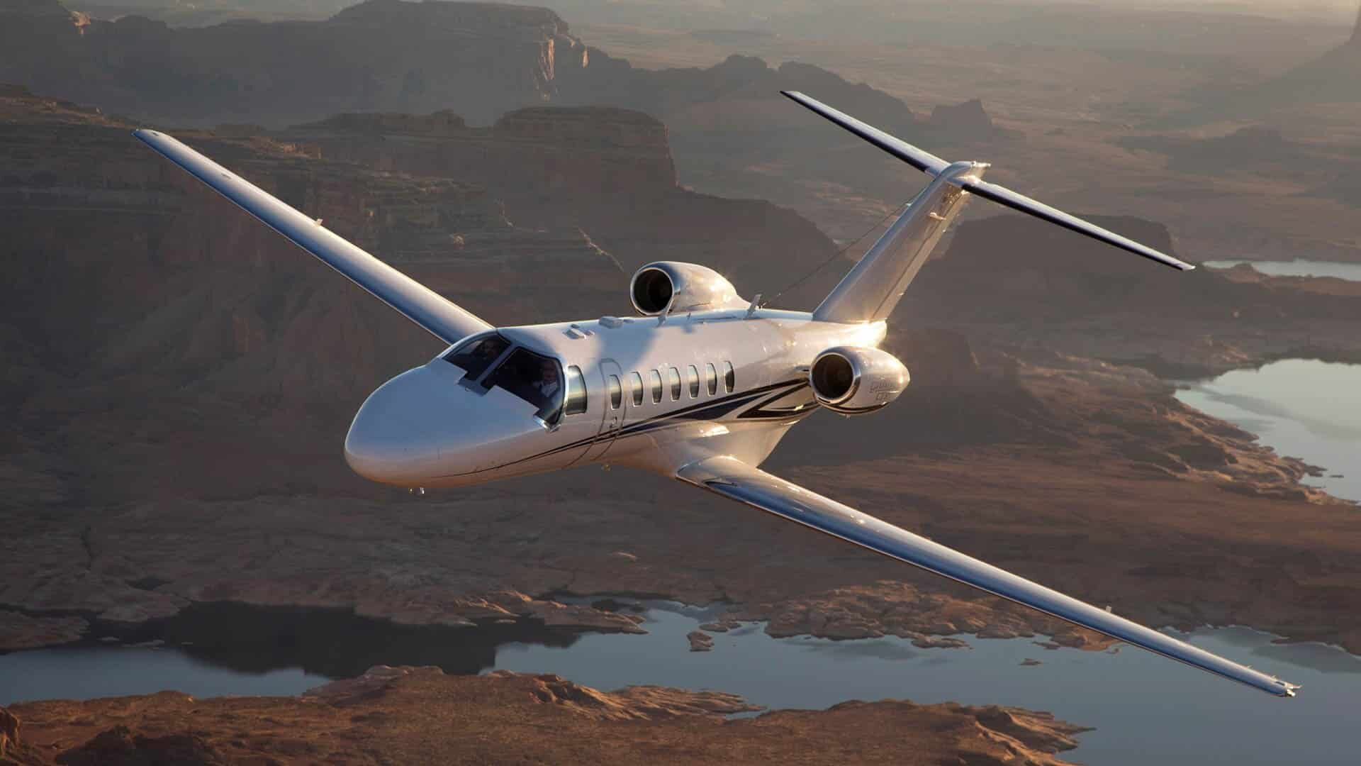 Cessna Citation CJ3 / CJ3+ jet booking